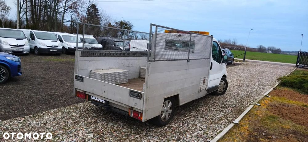 Renault Trafic - 24