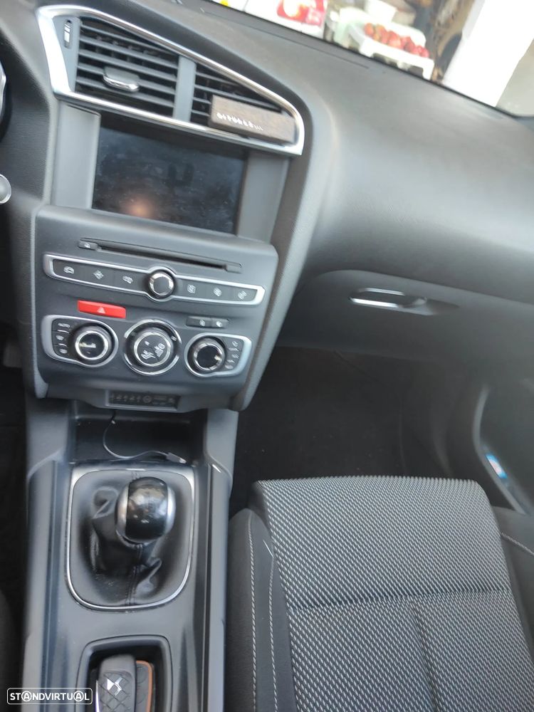 DS DS4 PureTech 130 S&S - 10