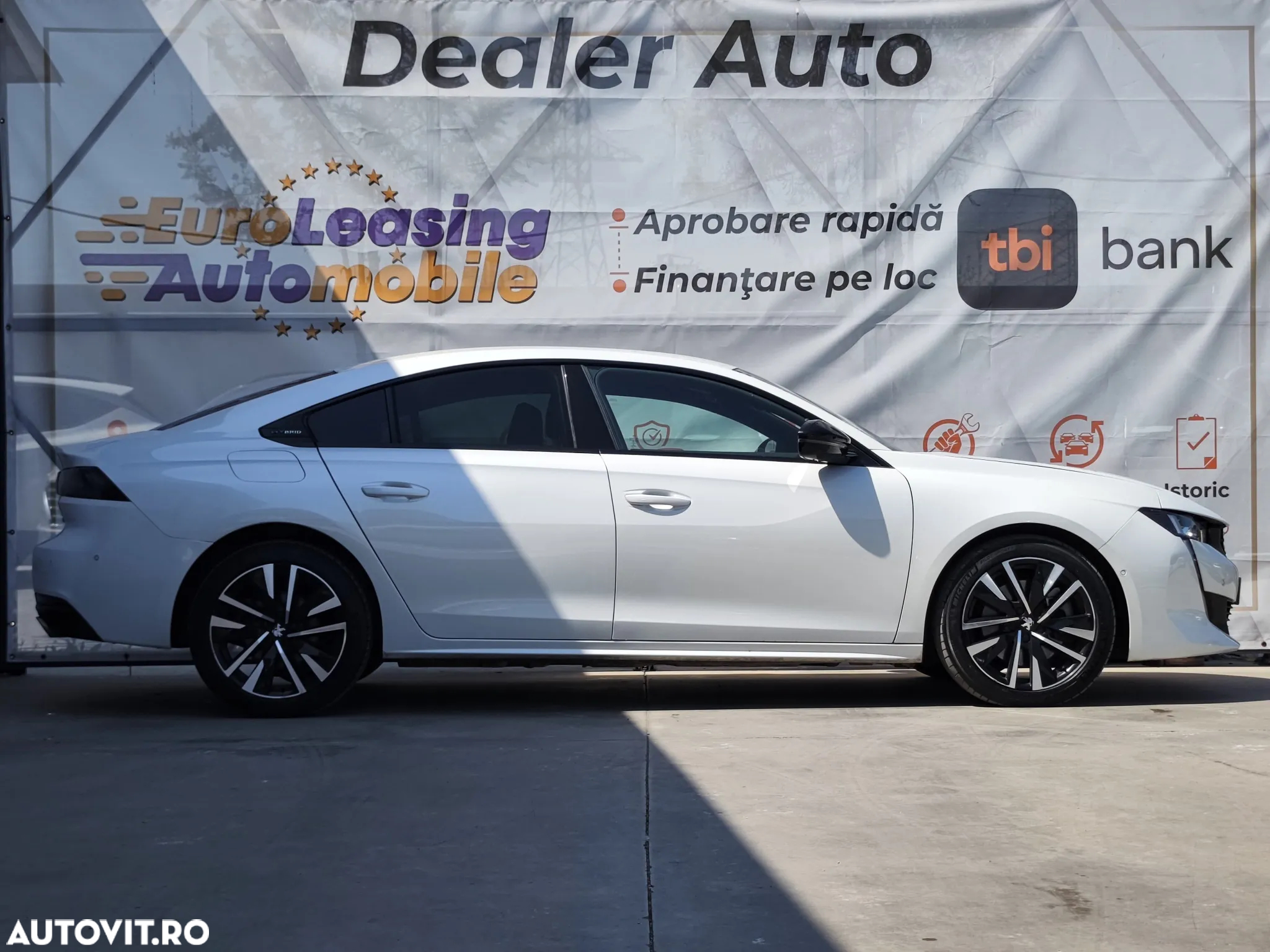 Peugeot 508 Plug-In Hybrid 225 e-EAT8 GT - 4