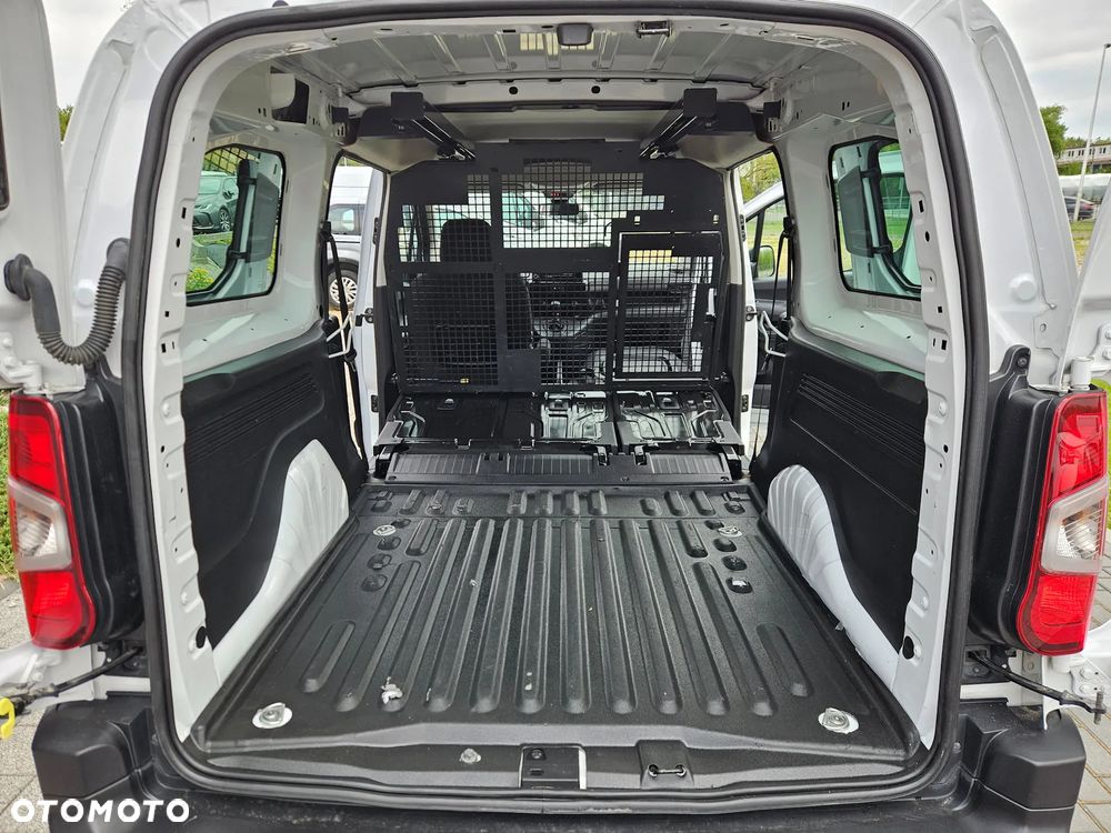 Opel Combo LONG 1.5 TURBO D 6 biegów - 23