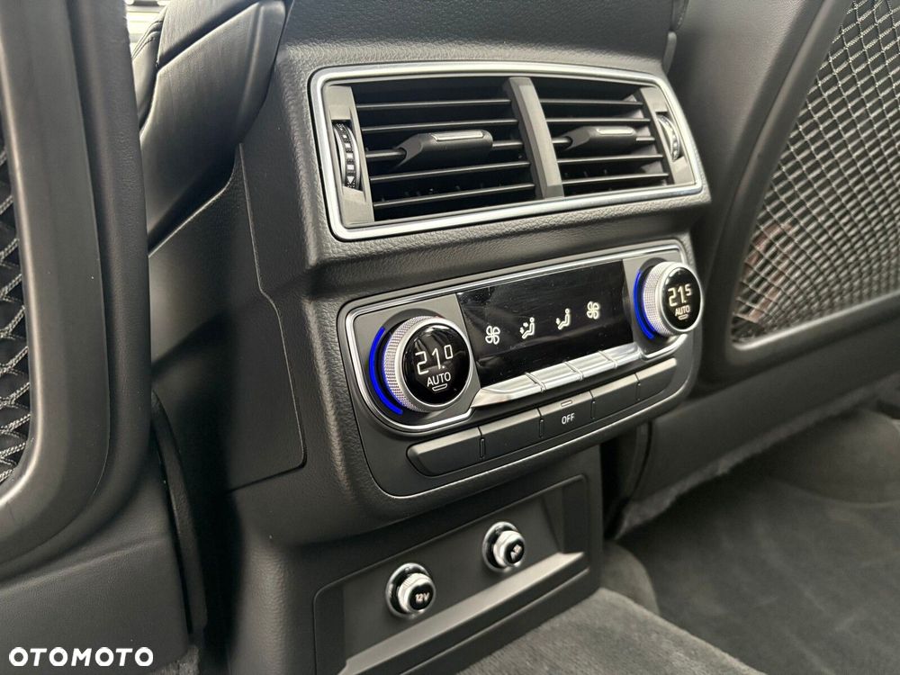 Audi Q7 - 16