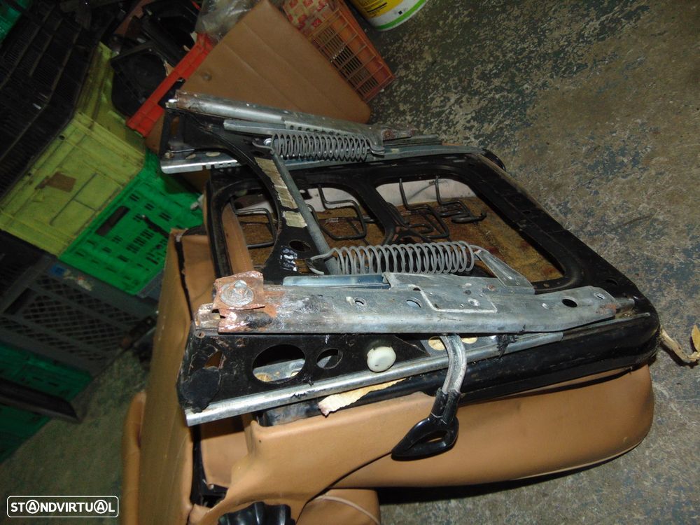 Mercedes W123 banco - 7