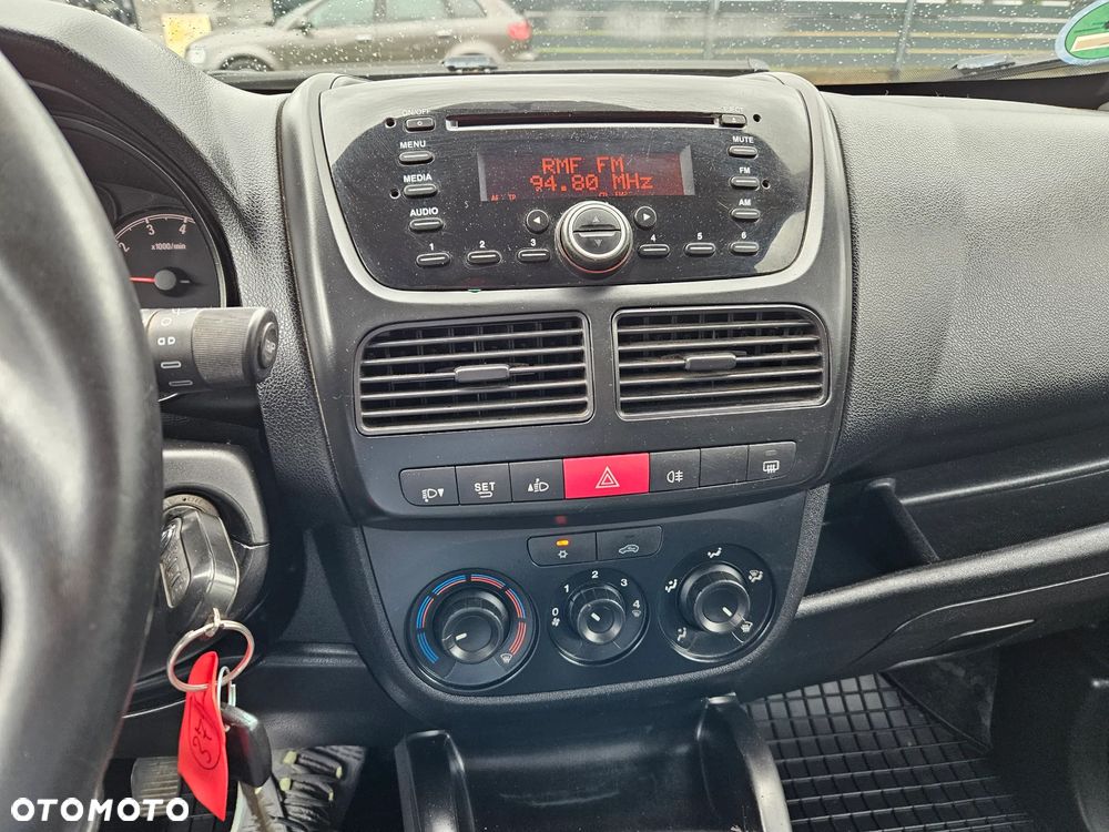 Opel Combo Tour 1.6 CDTI Enjoy Eu6 - 16