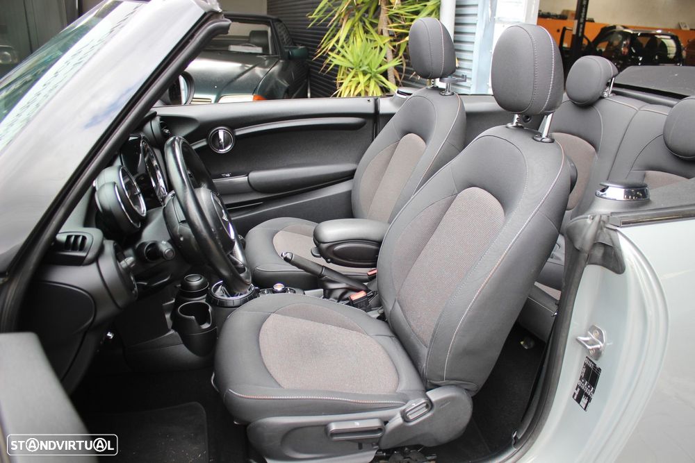 MINI 3 Portas Cooper D - 4