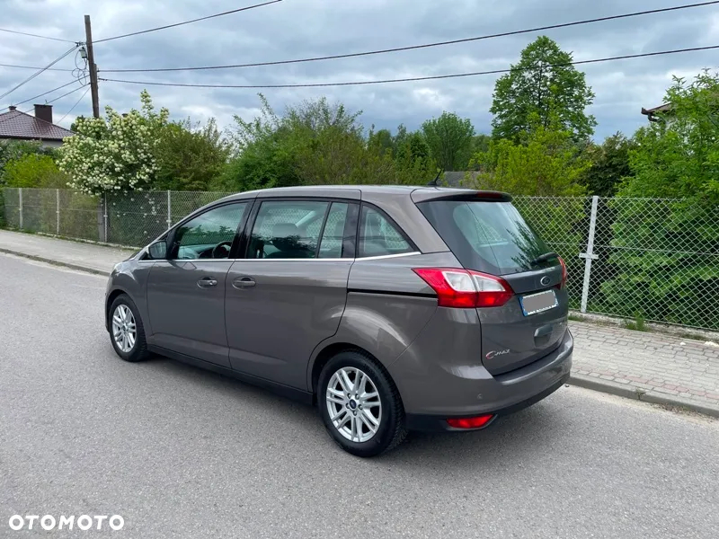 Ford Grand C-MAX - 5