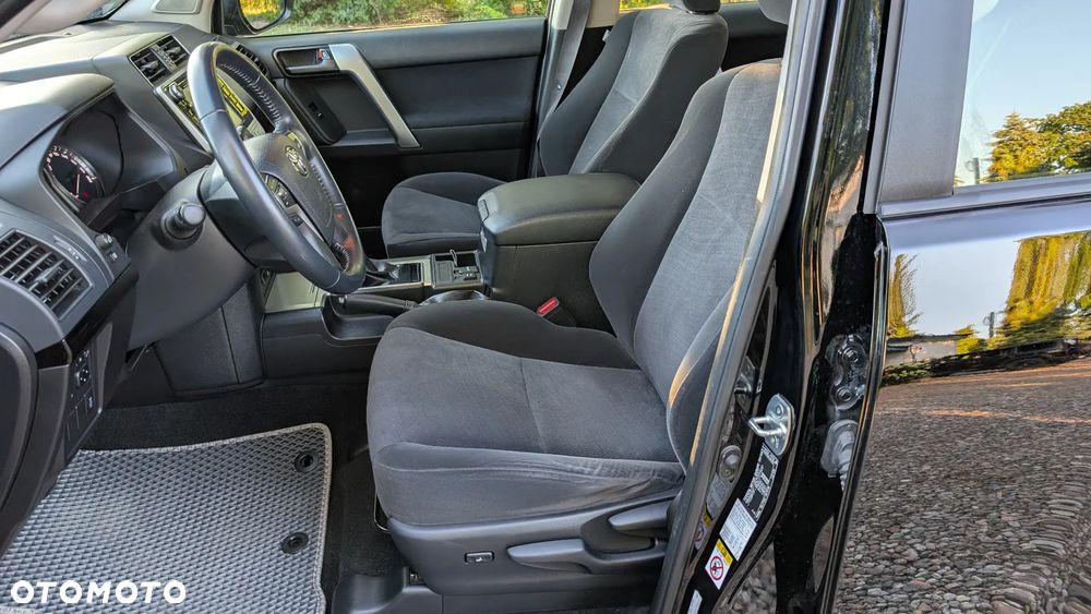 Toyota Land Cruiser LC 2.8 D-4D Prado - 23