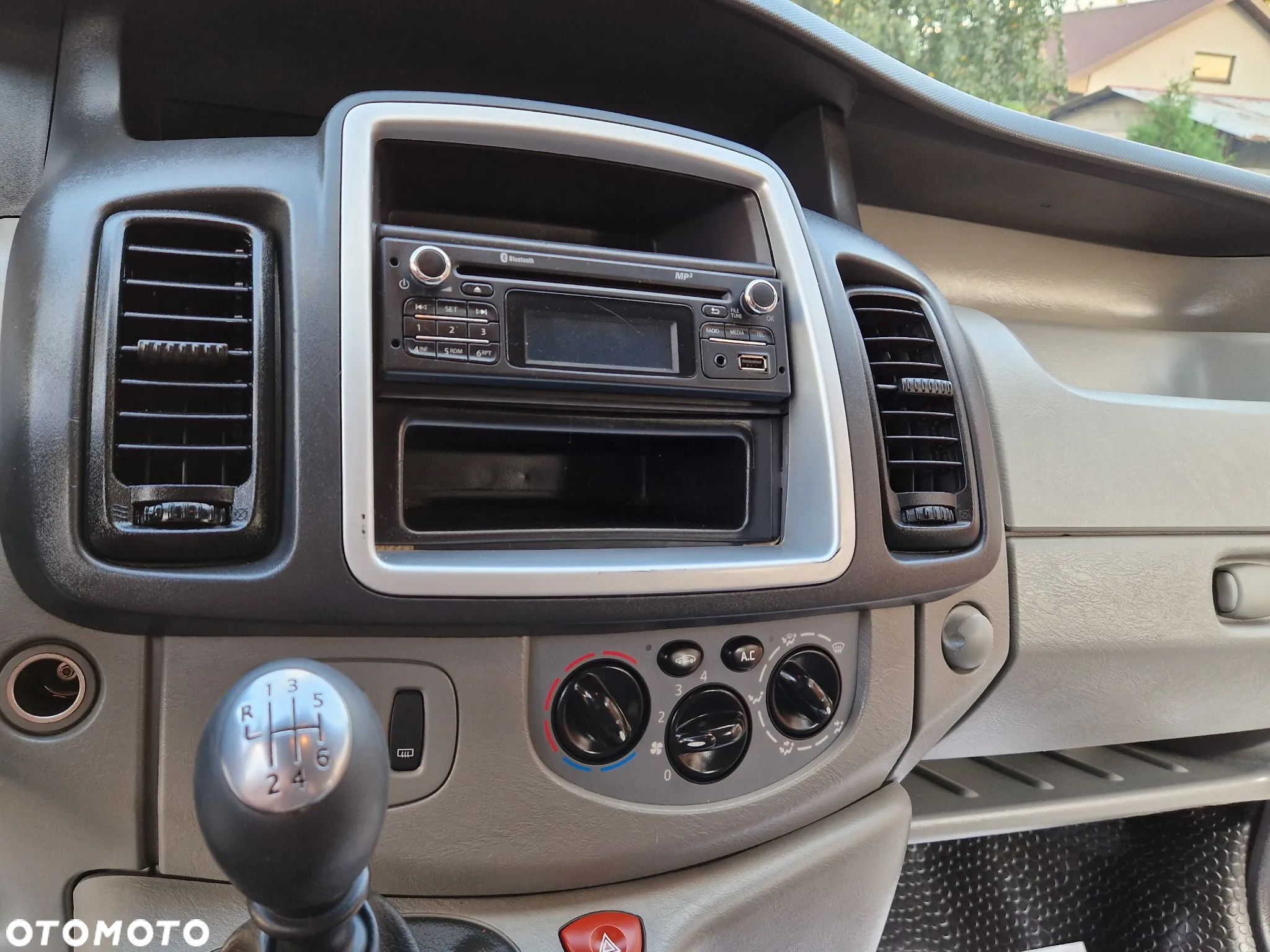 Opel Vivaro - 20