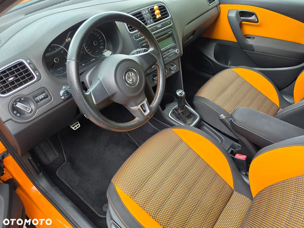 Volkswagen Polo - 14