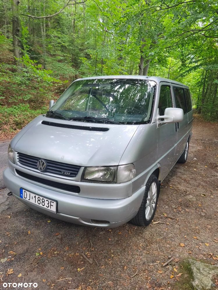 Volkswagen Caravelle Basis / CL - 12
