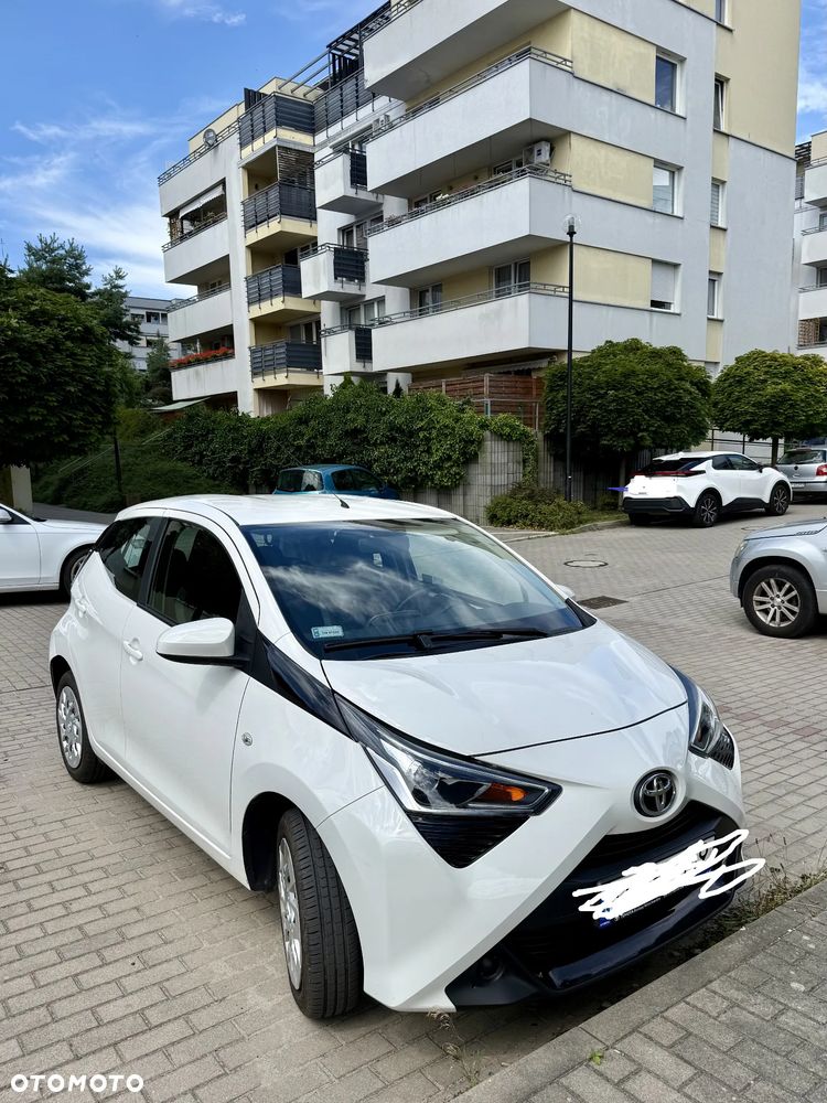 Toyota Aygo x-play - 6