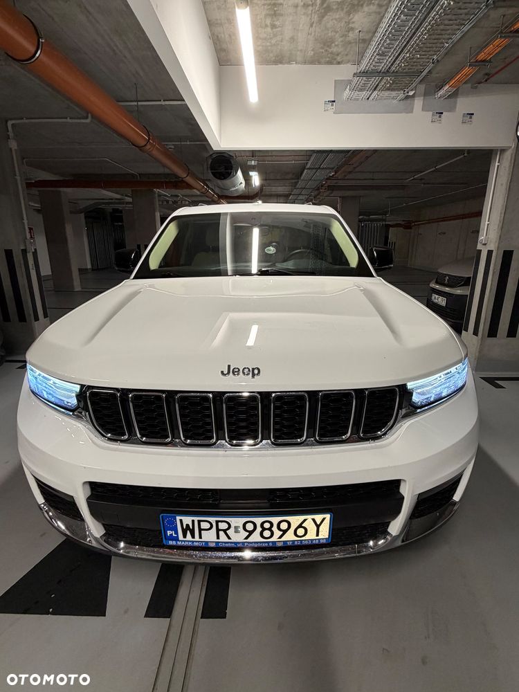 Jeep Grand Cherokee 2022 photo 2