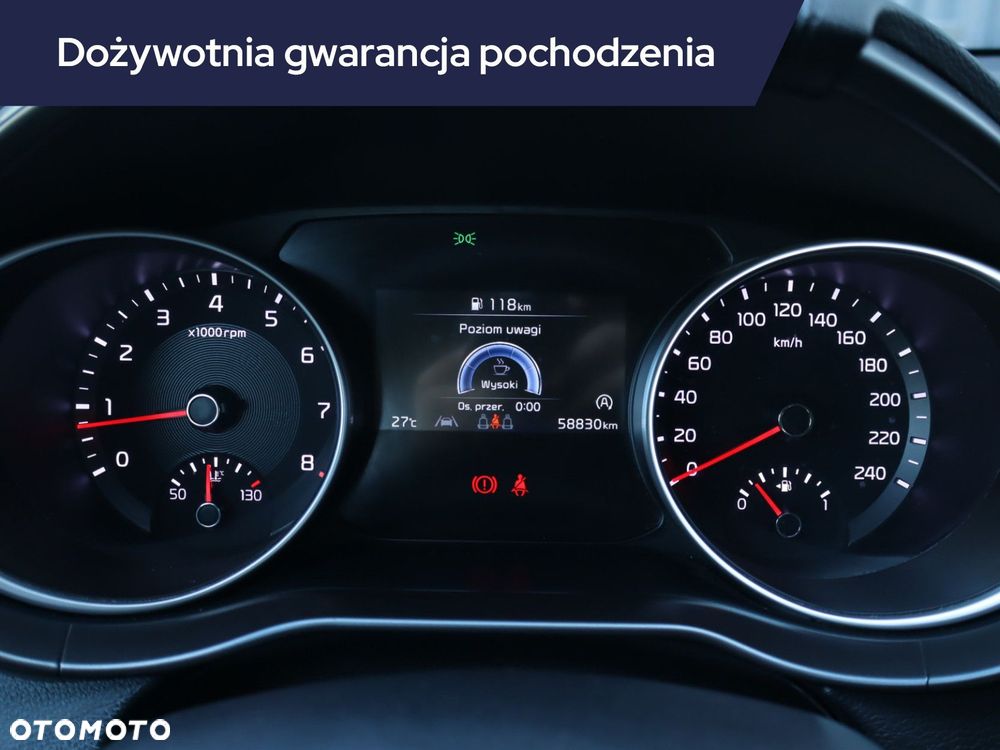Kia Ceed - 13