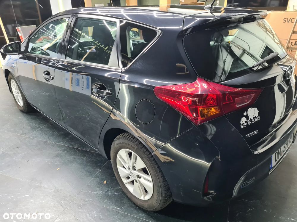 Toyota Auris 1.8 HSD Prestige NAVI - 4