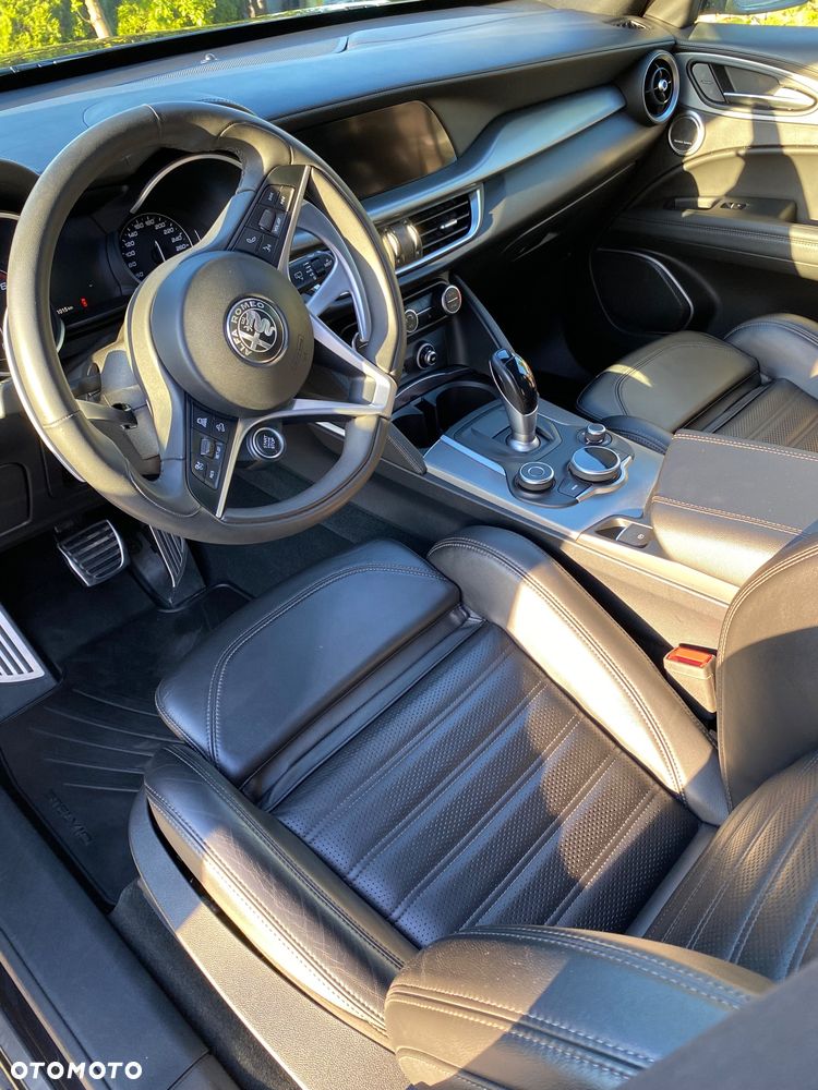 Alfa Romeo Stelvio 2.0 Turbo Executive Q4 - 16