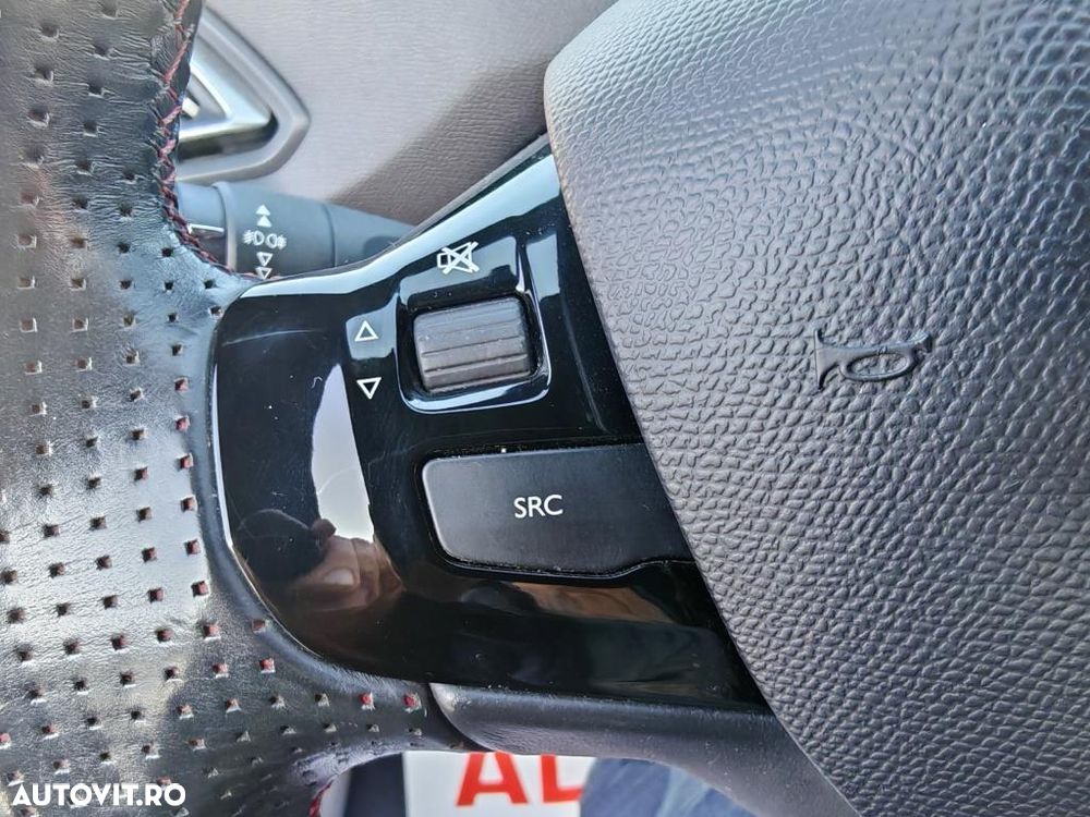 Peugeot 308 PureTech 130 Stop & Start GT-Line Edition - 17