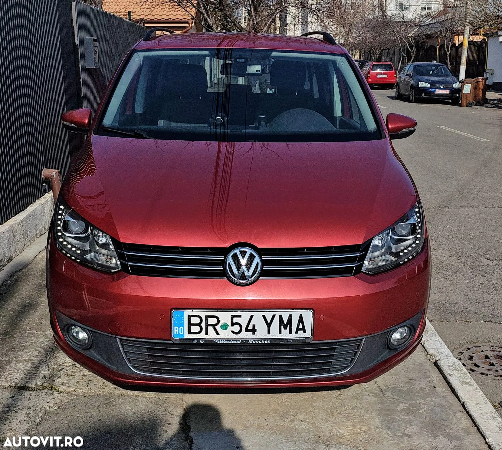 Volkswagen Touran 2.0 TDI DSG Highline - 11