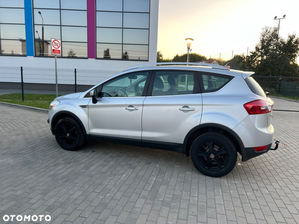 Ford Kuga 2.0 TDCi 2x4 Titanium - 7