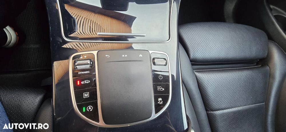 Mercedes-Benz GLC 220 d 4MATIC - 29