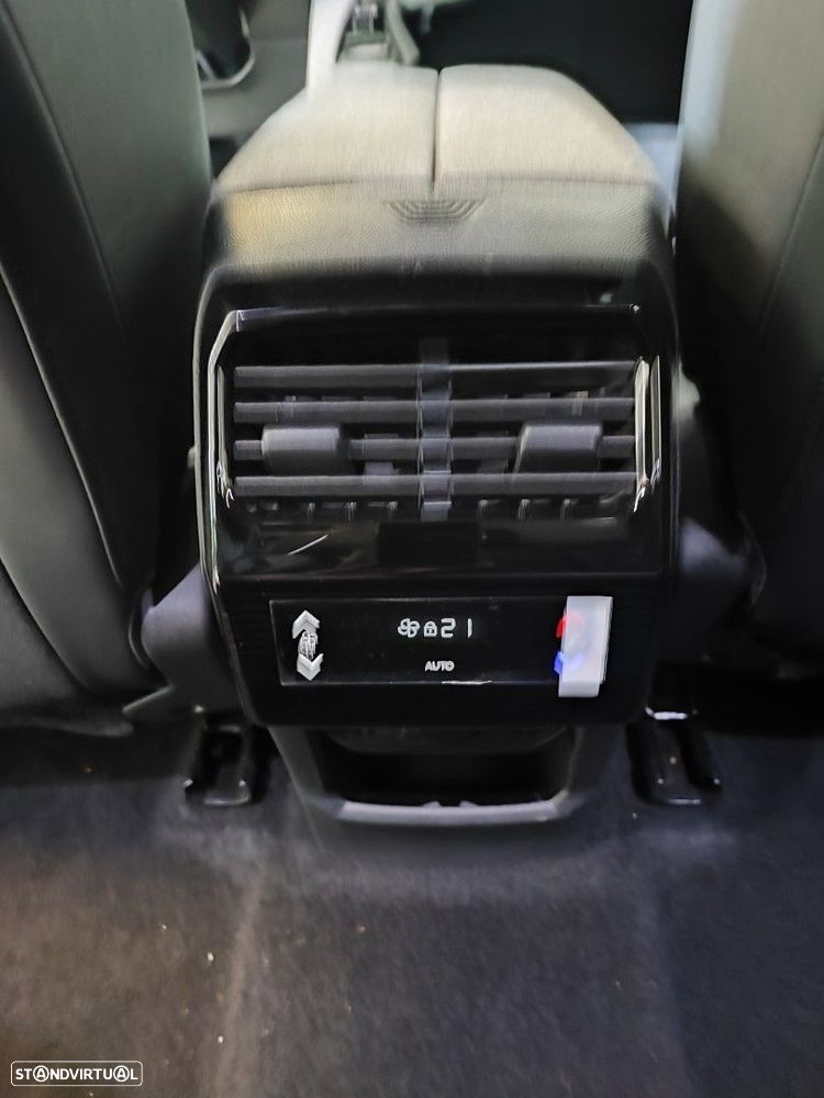Peugeot E-5008 73 kWh Allure - 10