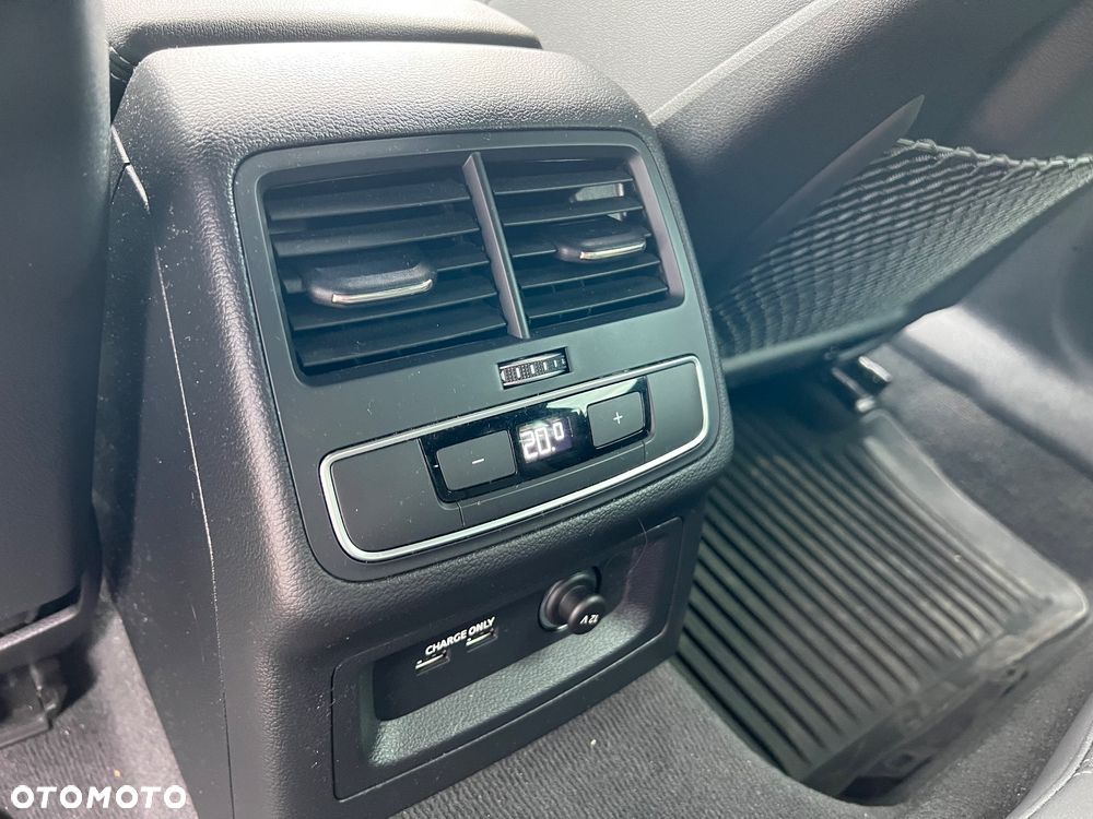 Audi A5 Sportback 45 TFSI quattro S tronic S line - 29