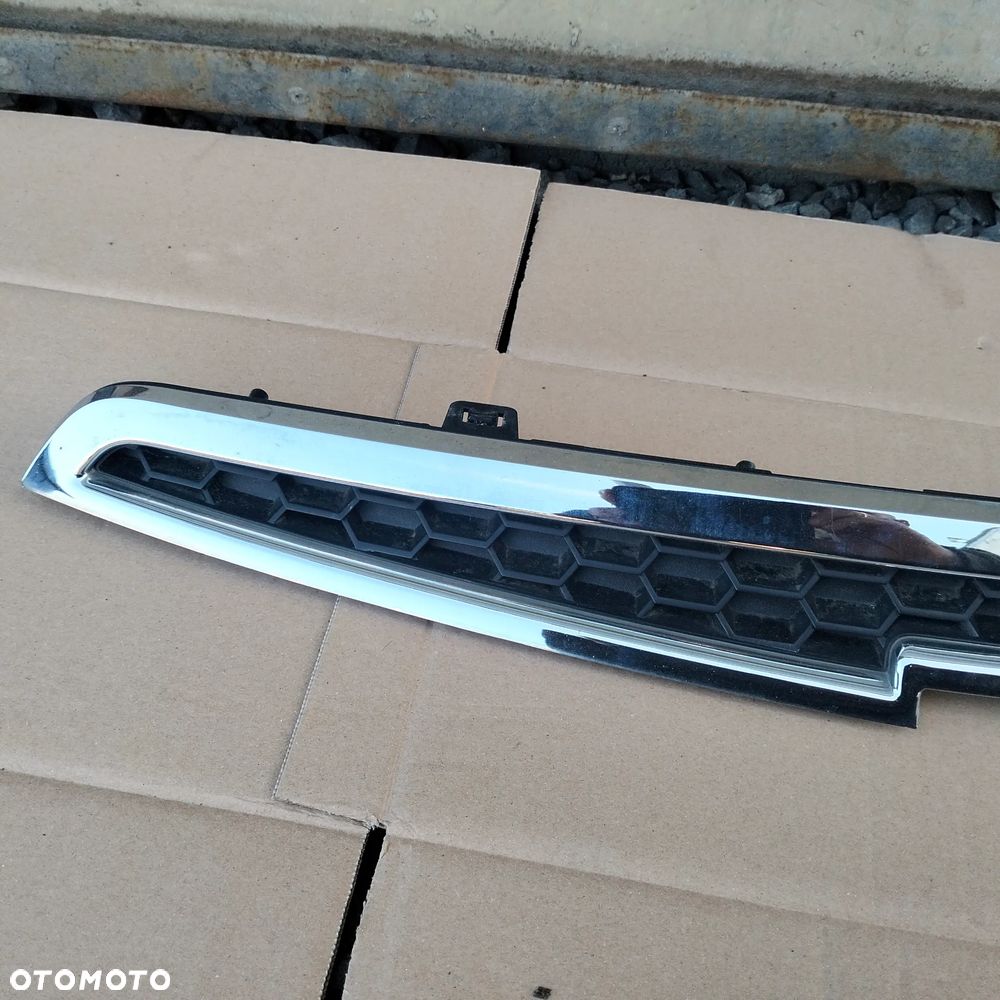CHEVROLET SPARK M300 GRILL GÓRNY - 3