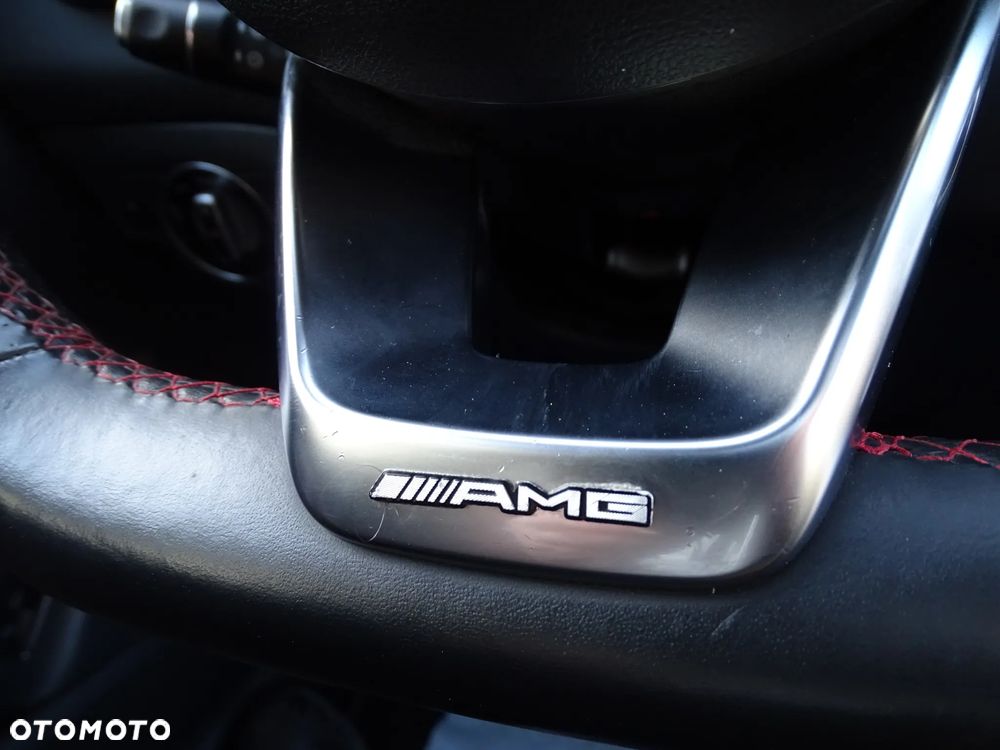 Mercedes-Benz CLA 200 7G-DCT AMG Line - 27