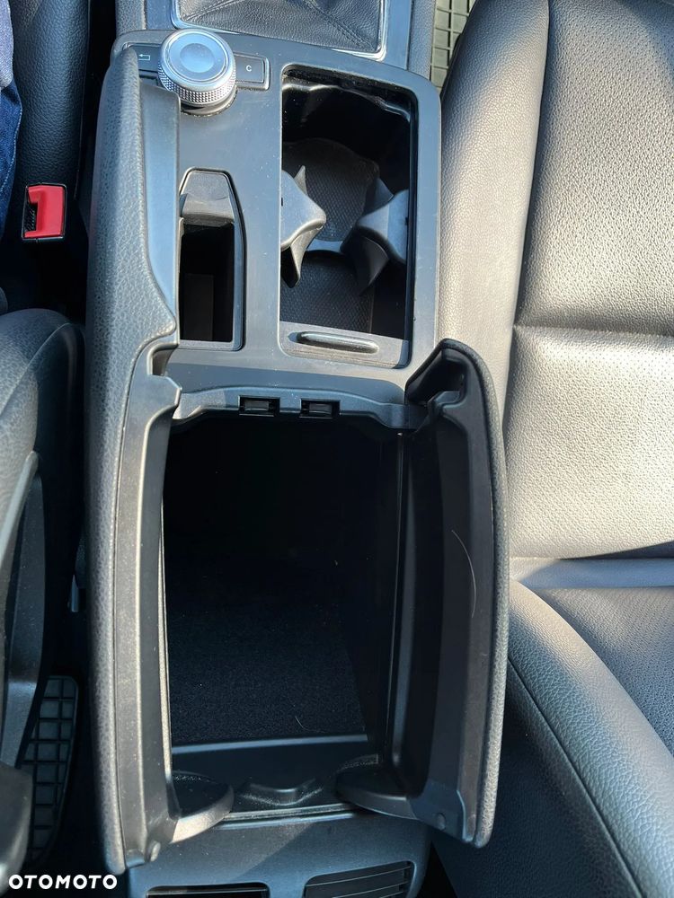 Mercedes-Benz Klasa C 200 CDI DPF Elegance - 19