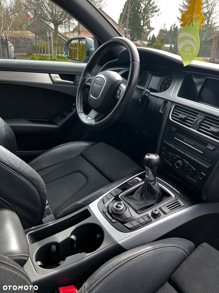 Audi A4 Avant 2.0 TDI - 11