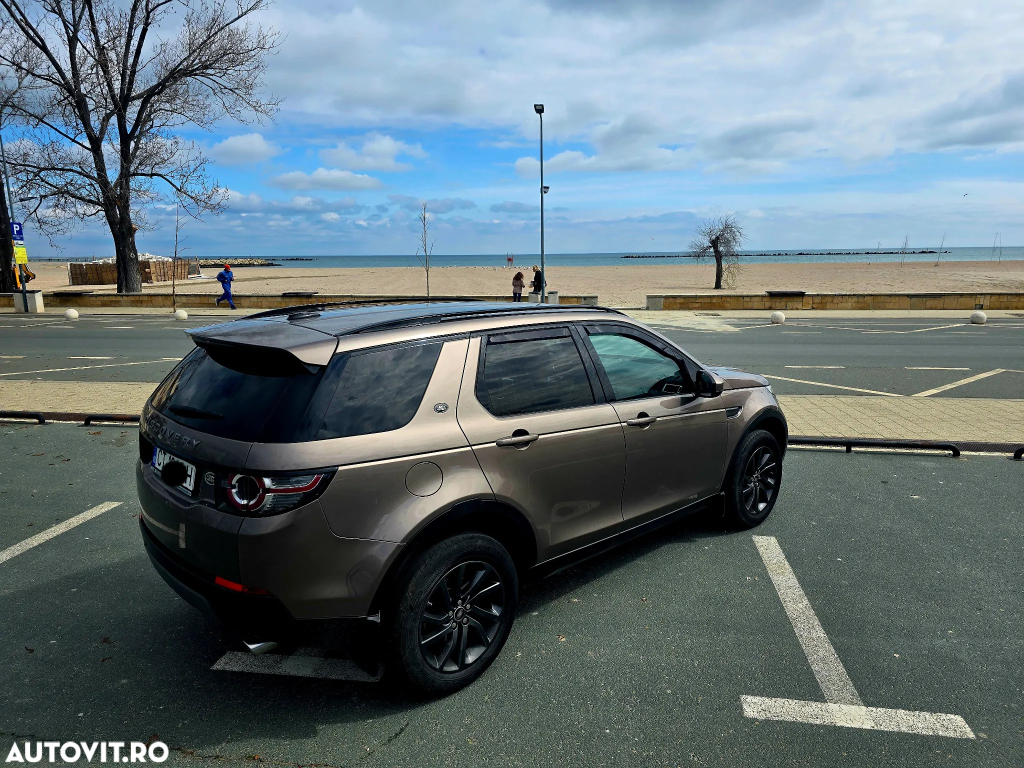 Land Rover Discovery Sport 2.0 D180 MHEV - 3