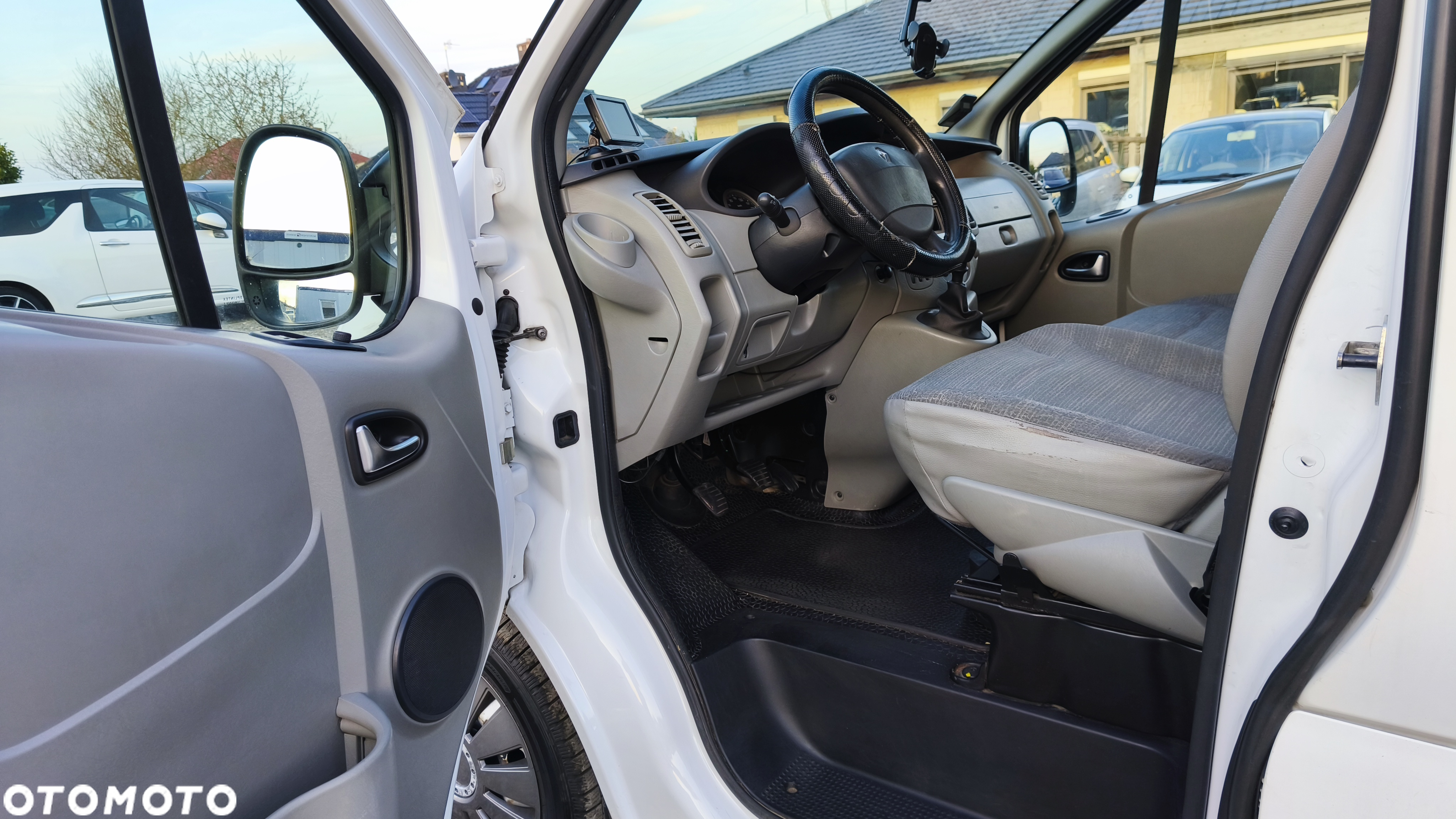 Renault Trafic - 15