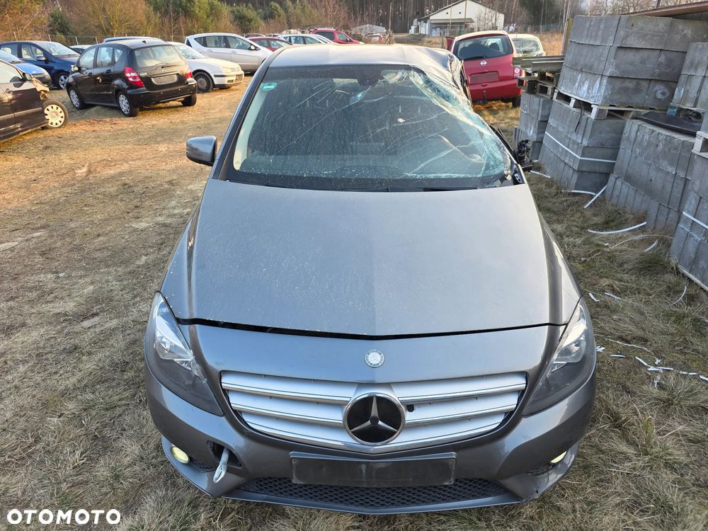 Mercedes-Benz Klasa B 180 CDI (BlueEFFICIENCY) - 9