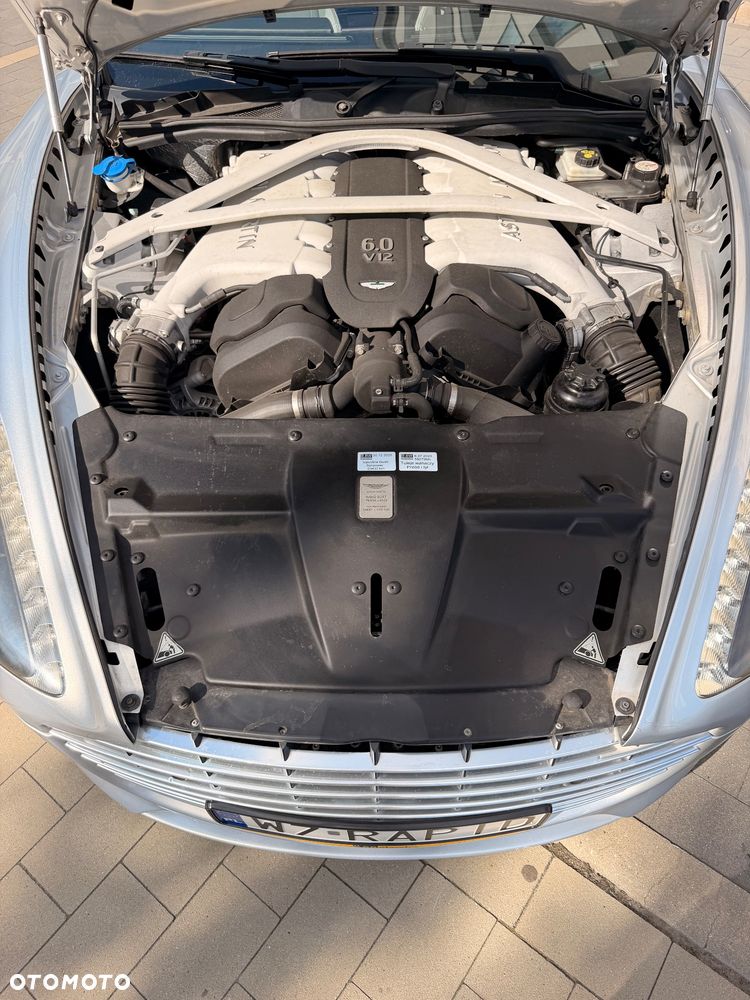 Aston Martin Rapide - 18