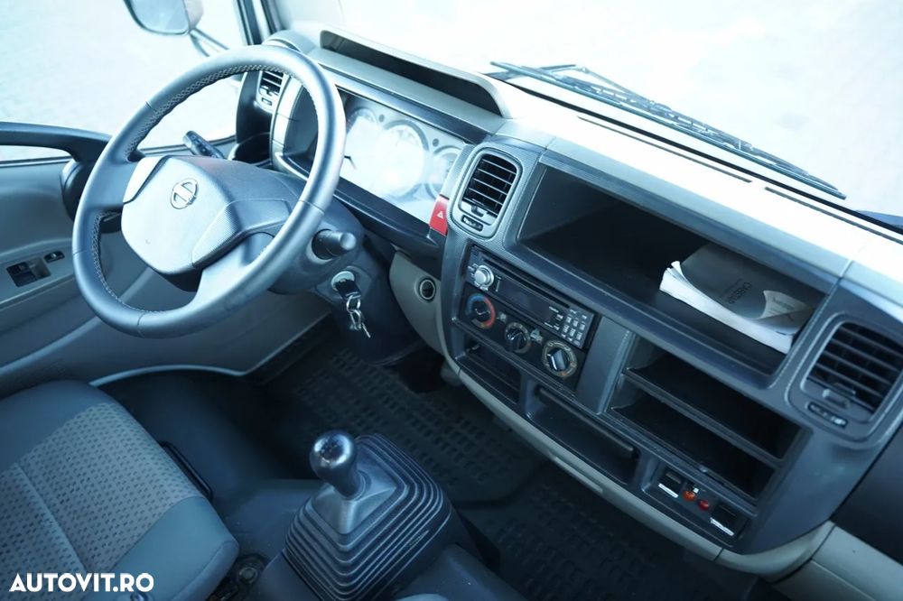 Nissan CABSTAR / ELEVATOR DE 20 DE METRI / GSR E200TE4 / DUBLU / CAPACITATE DE RIDICARE - 200 kg / 4 STABILIZATOARE / - 30