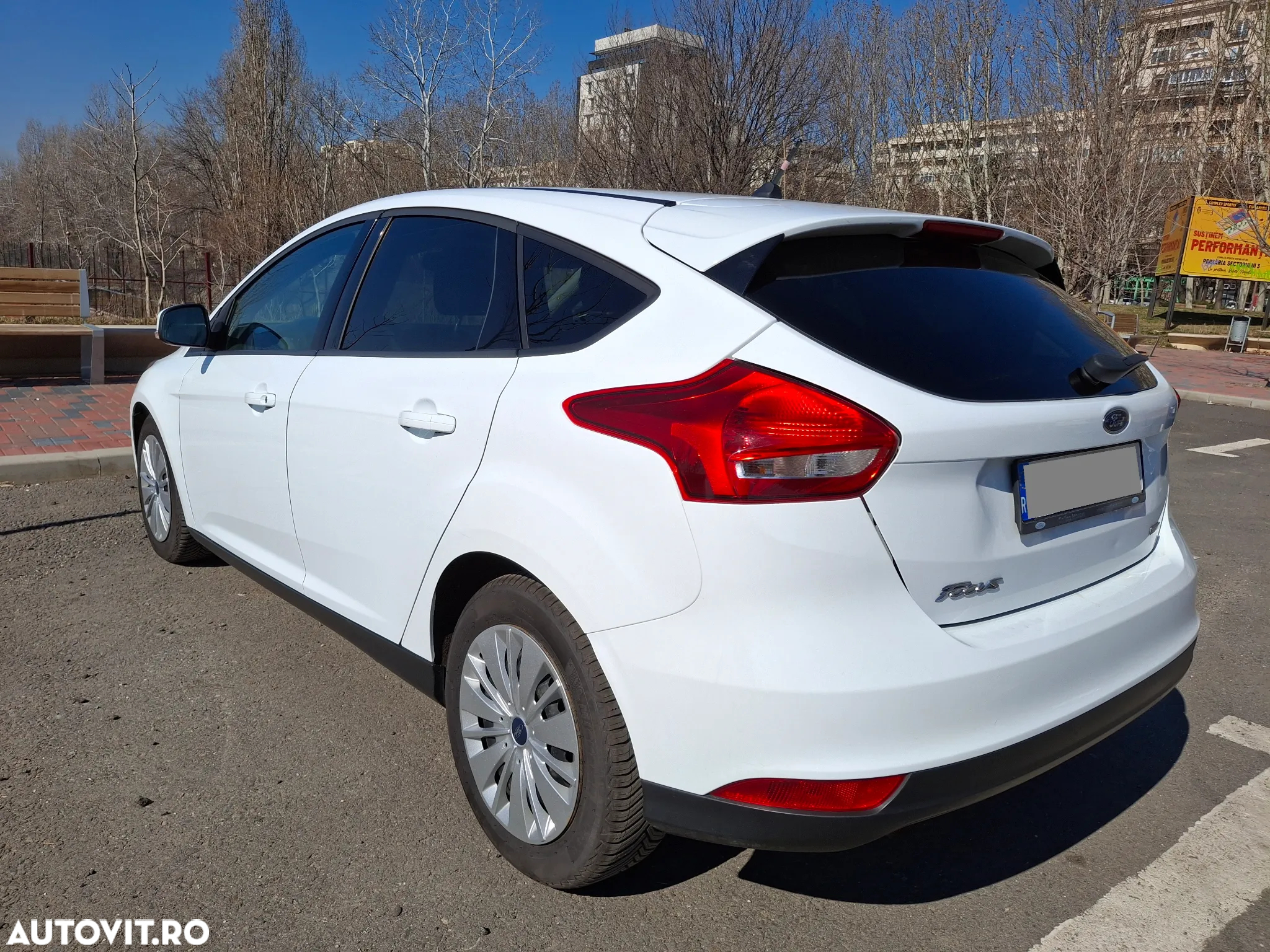 Ford Focus 1.0 EcoBoost Trend - 3