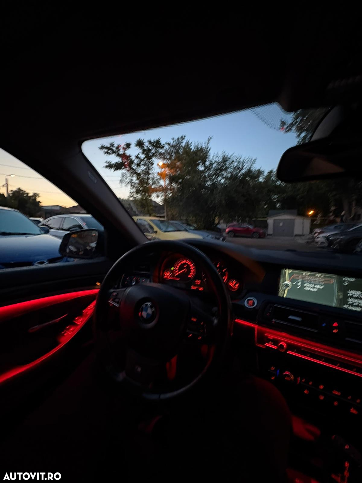 BMW Seria 5 520d Aut. Luxury Line - 16