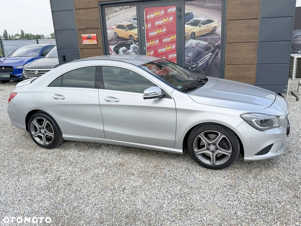 Mercedes-Benz CLA 250 4Matic 7G-DCT AMG Line - 1