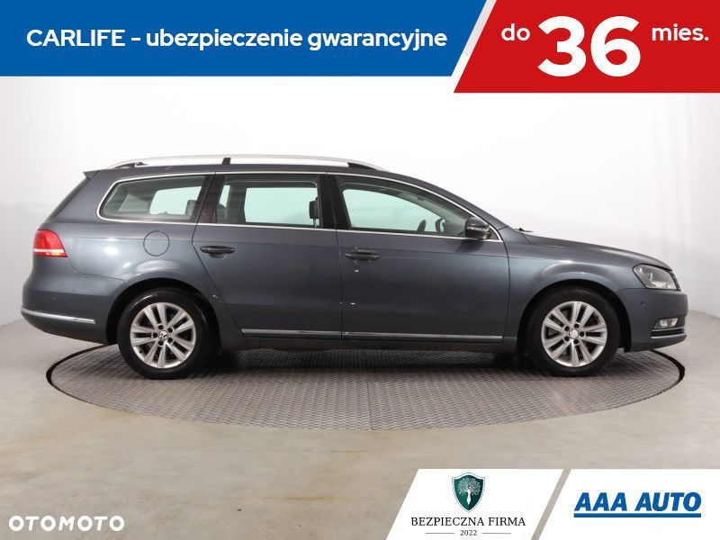 Volkswagen Passat - 7