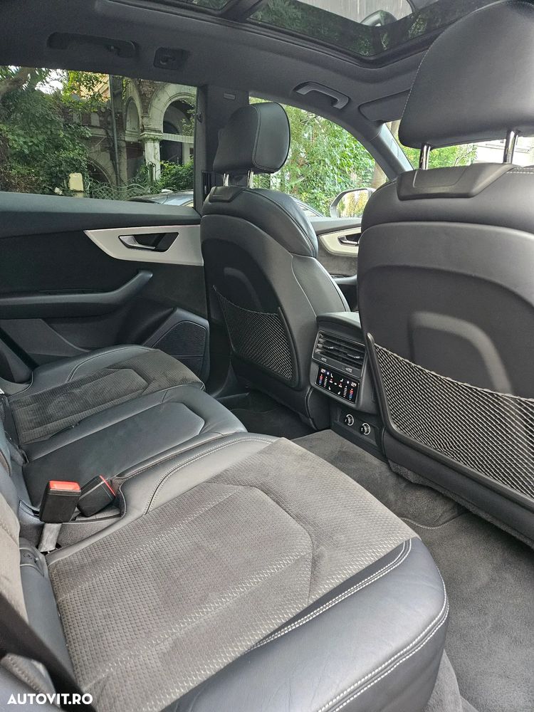 Audi Q8 - 10