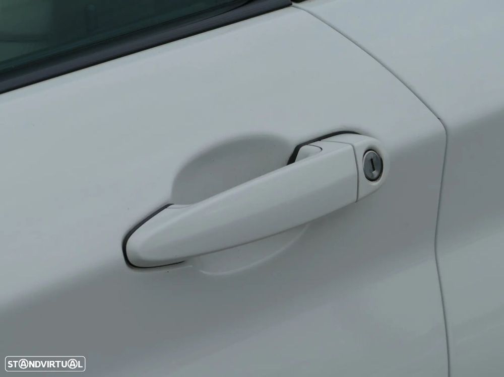 BMW 116 d Pack M - 6