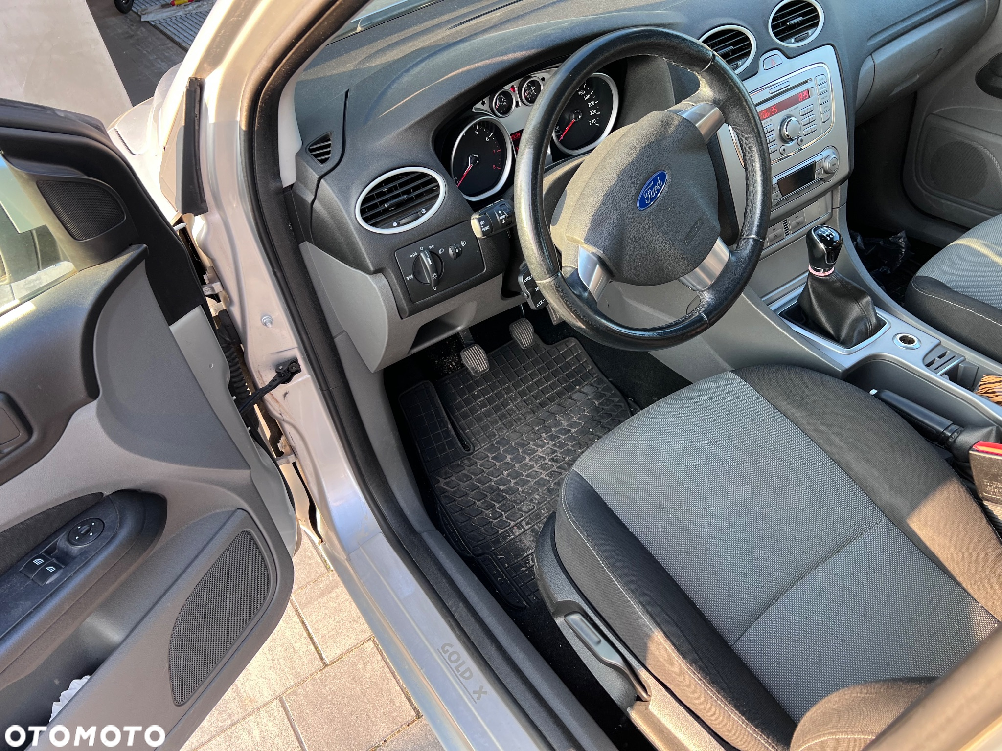 Ford Focus 1.6 Gold X - 7