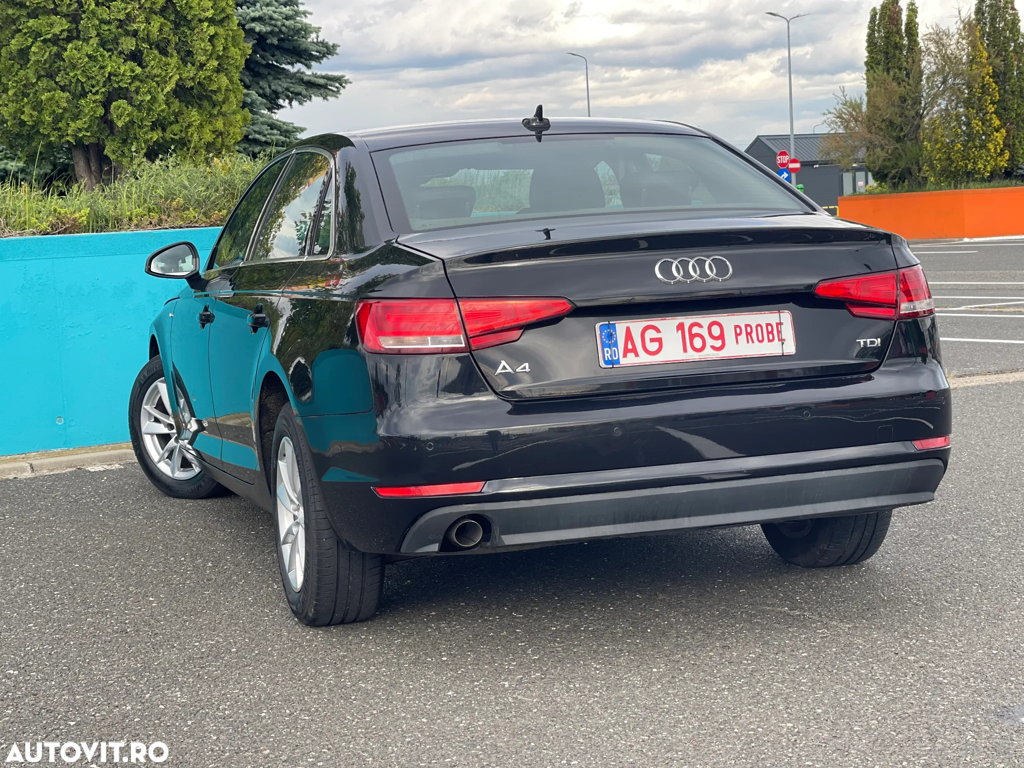 Audi A4 2.0 TDI ultra S tronic Sport - 15