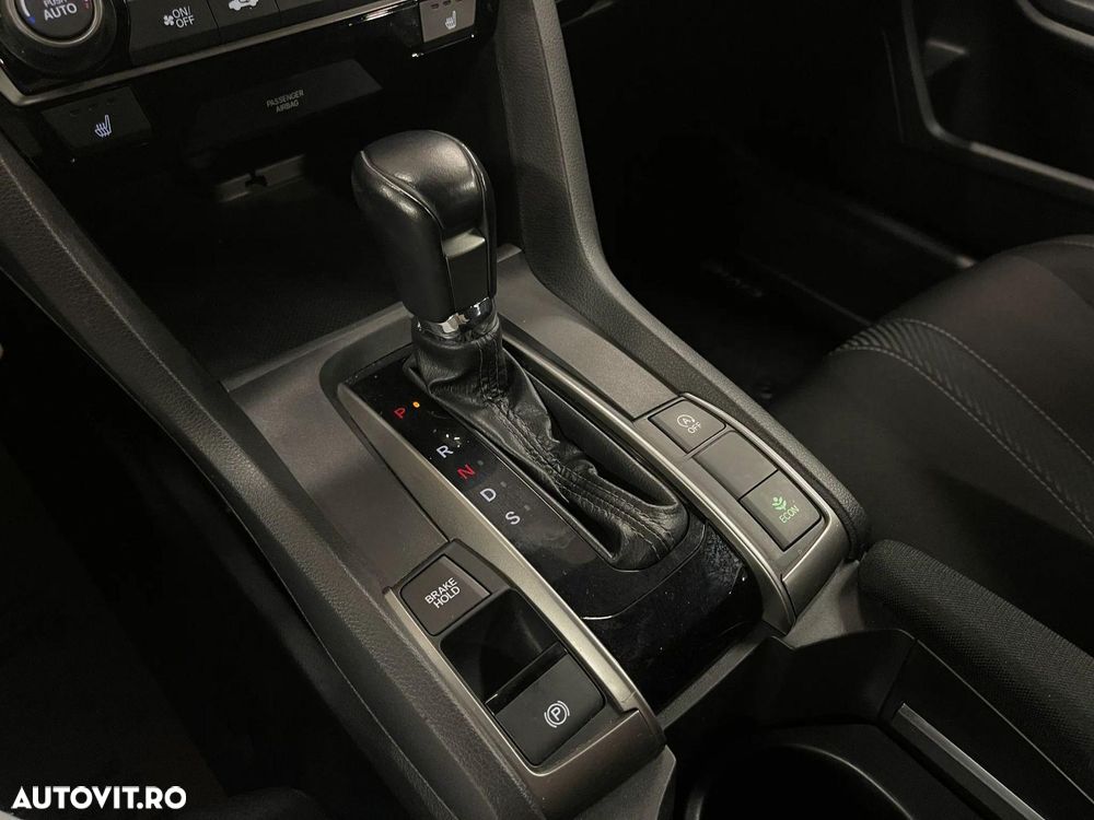 Honda Civic 1.0 VTEC Turbo CVT Elegance - 23