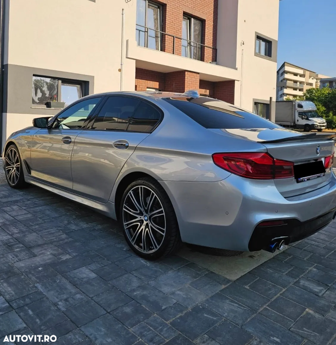 BMW Seria 5 540i xDrive AT - 19