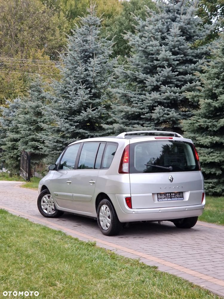 Renault Espace 2.0 Authentique - 8