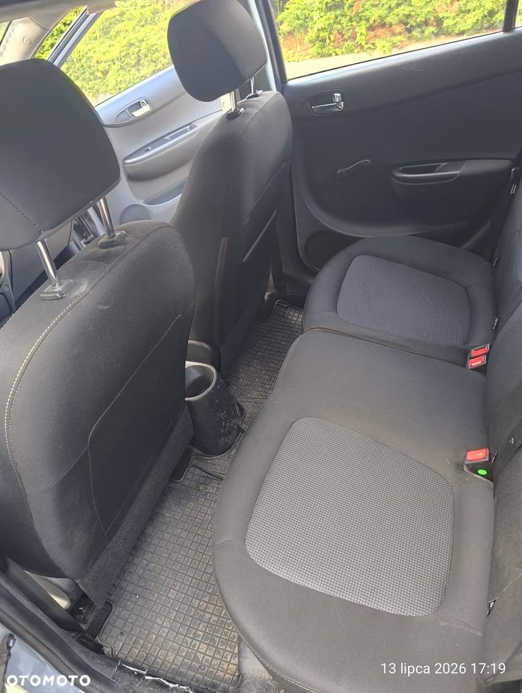 Hyundai i20 1.25 Comfort - 20