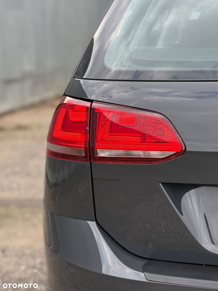 Volkswagen Golf - 17