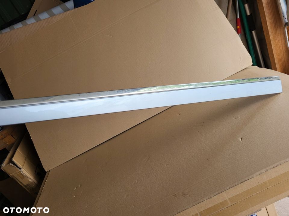 LISTWA DRZWI LEWY PRZÓD MERCEDES W164 A1646905162 - 2