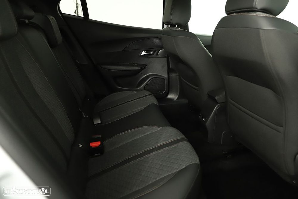 Peugeot 2008 1.2 PureTech Allure - 15
