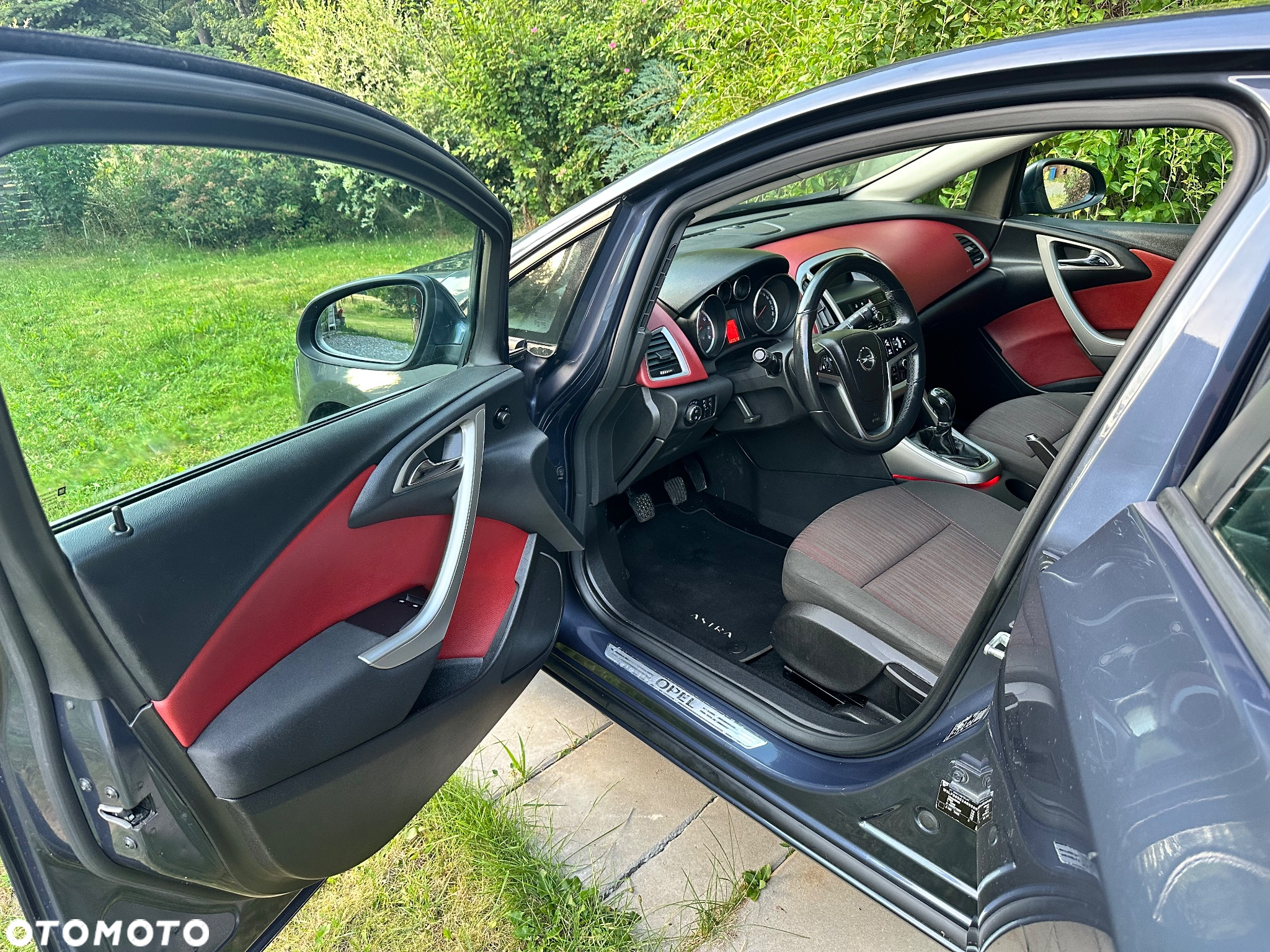 Opel Astra IV 1.4 T Essentia - 16