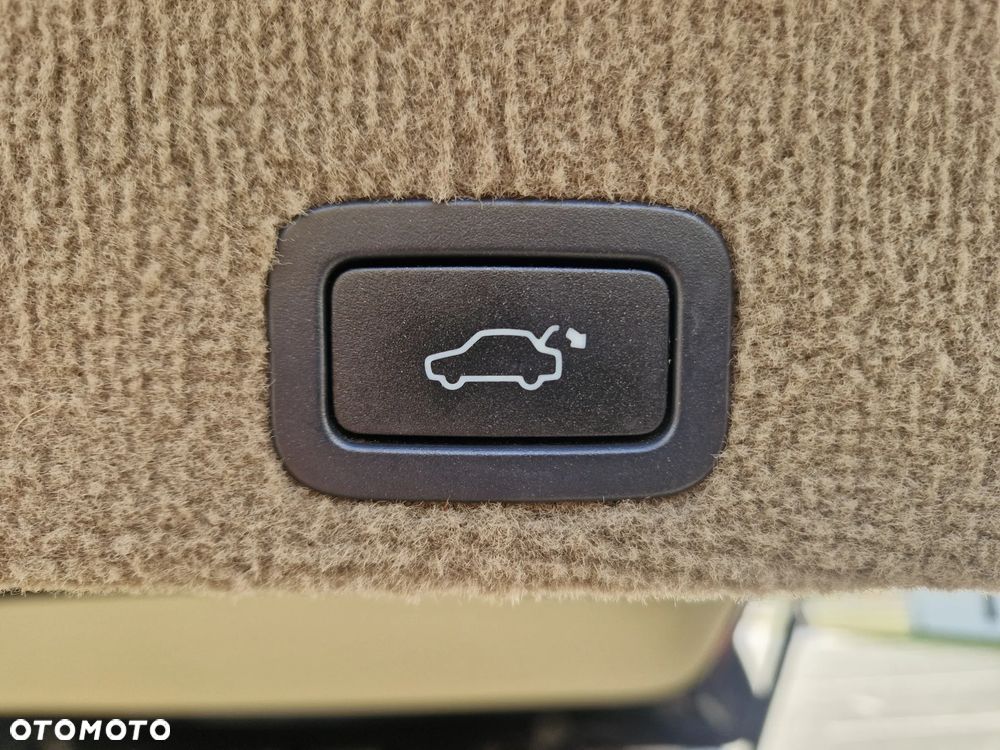 Volvo XC 60 D5 AWD Summum - 20